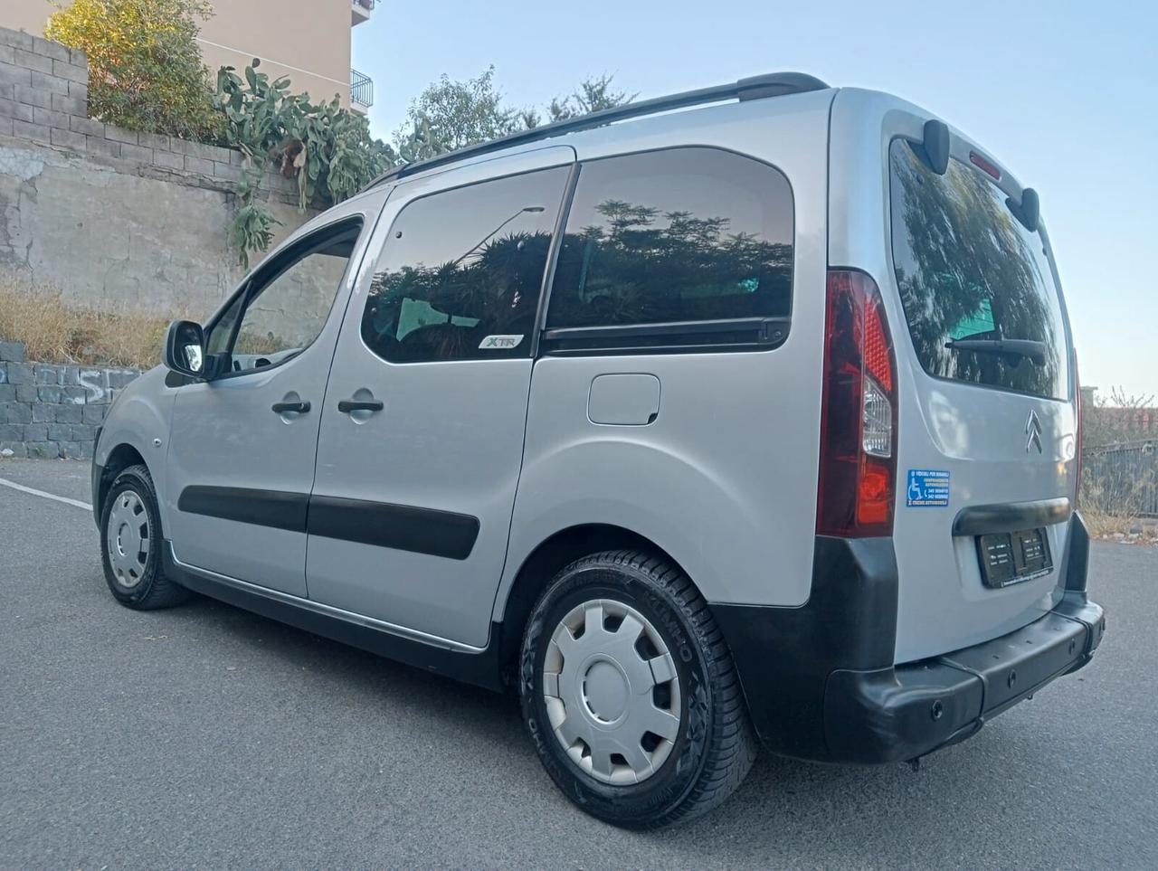 Citroen Berlingo ribassato rampa disabili