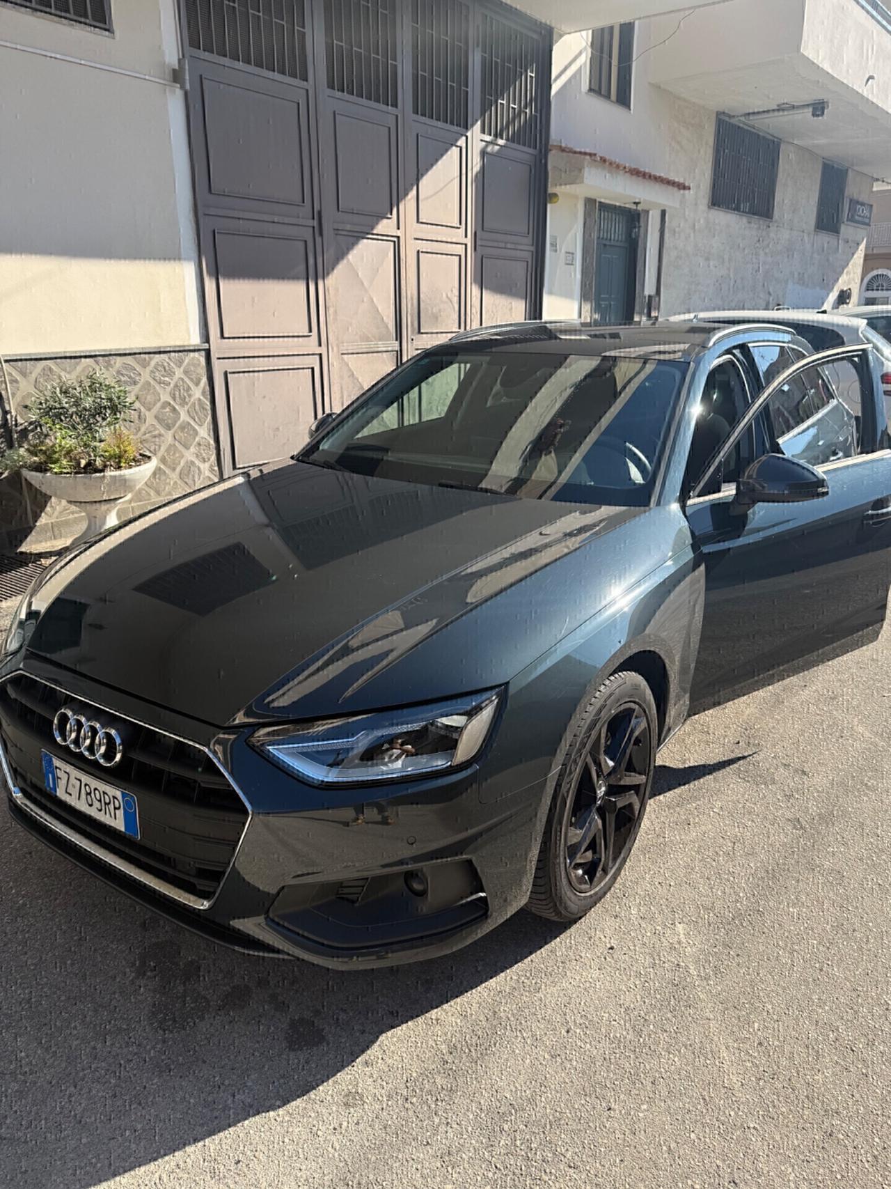 Audi A4 35 TDI/163 CV S tronic S line edition