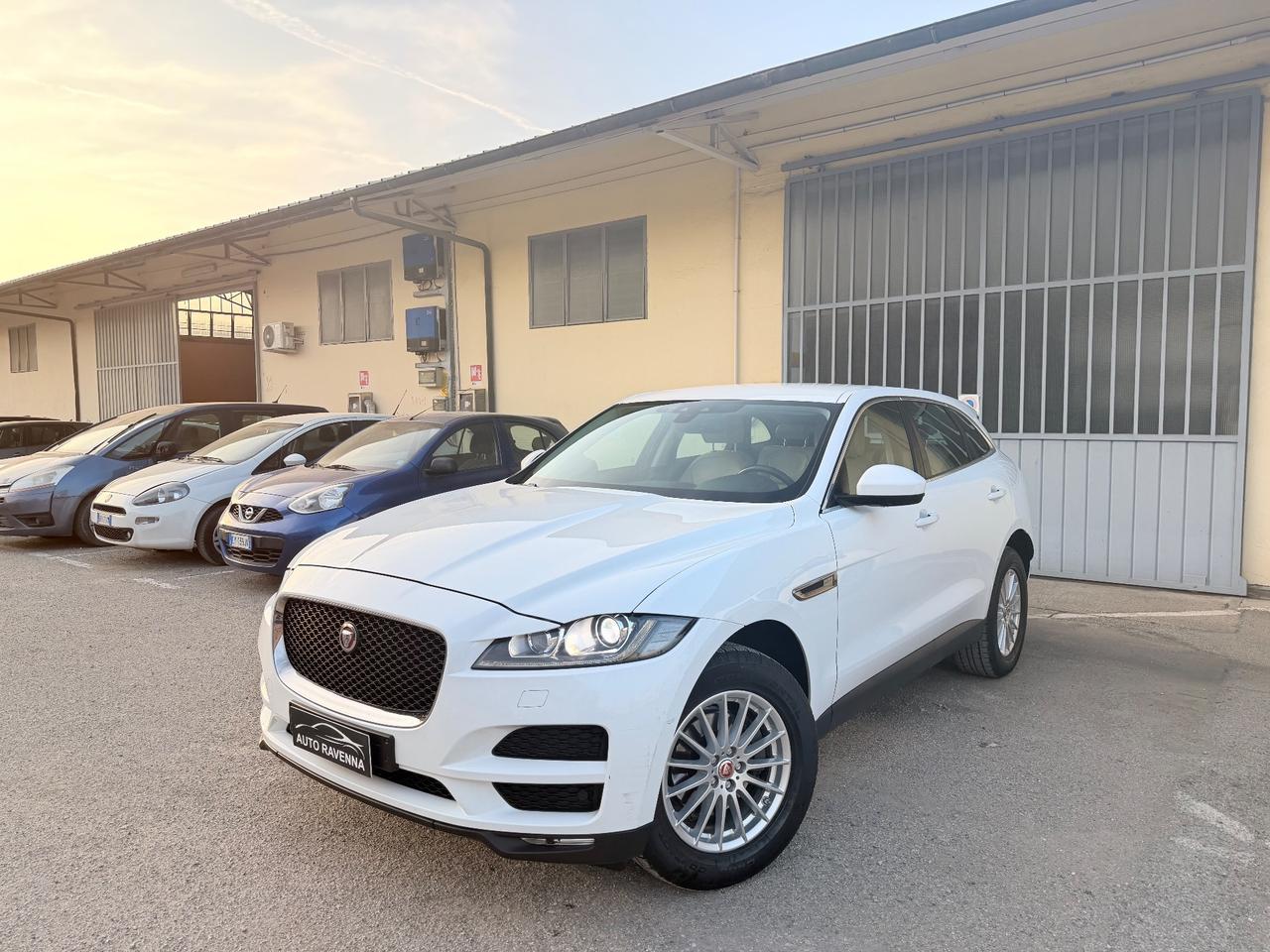 Jaguar F-Pace 2.0 D 180 CV AWD Portfolio euro6