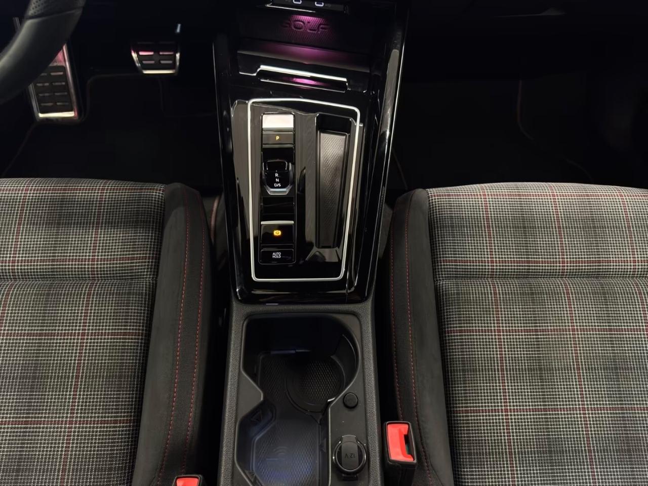 Volkswagen Golf GTI 2.0 TSI DSG LED TELECAMERA