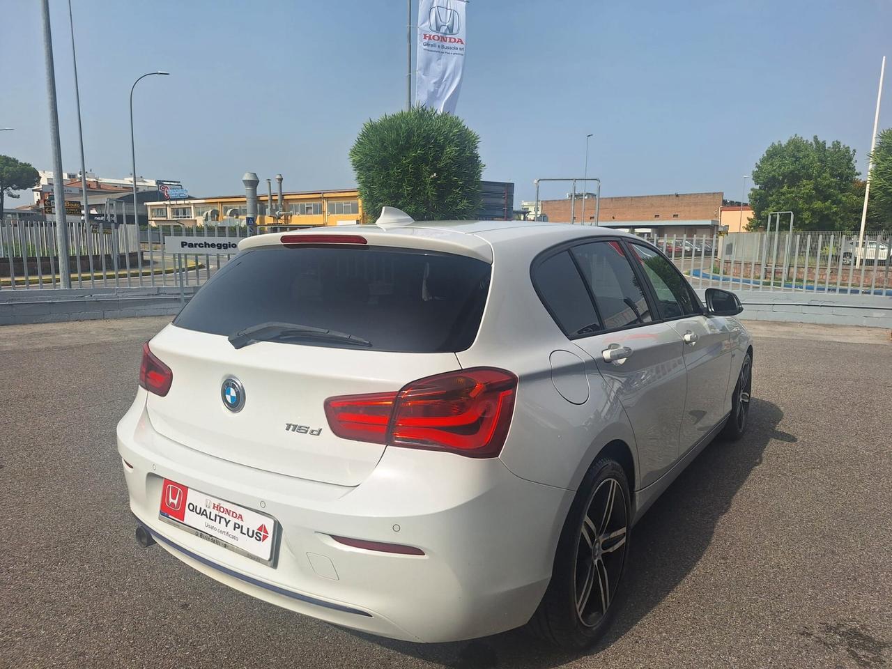 Bmw 116 116d 5p. Sport