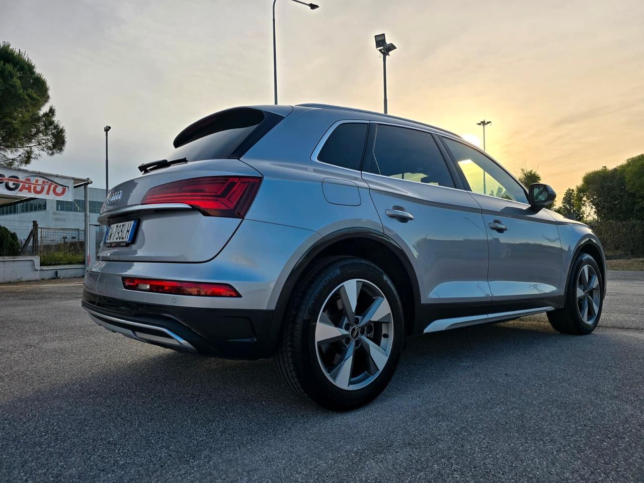 Audi Q5 35 2.0 tdi mhev 12V Business Advanced s-tronic