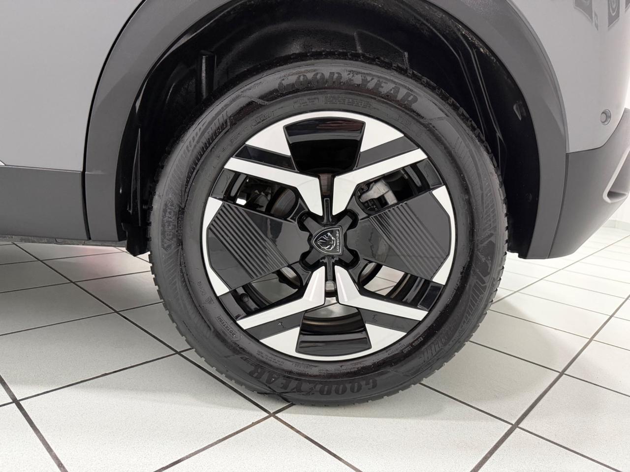 Peugeot 2008 BlueHDi 1.5cc 130cv S&S EAT8 Allure