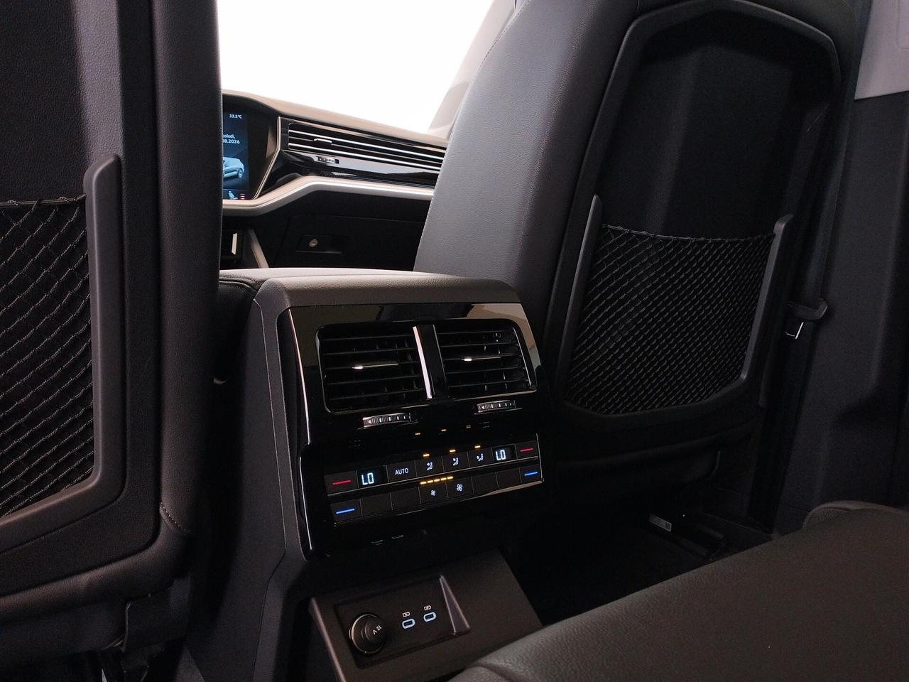 VOLKSWAGEN TOUAREG 3.0 V6 tsi Elegance 340cv tiptronic - TETTO APRIBILE