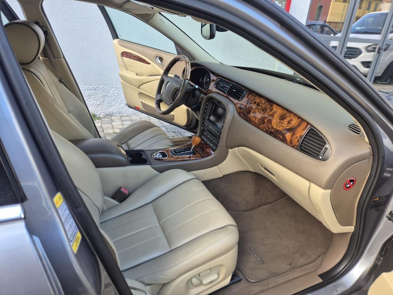 Jaguar S-Type 2.7 diesel V6 Executive- cambio auto