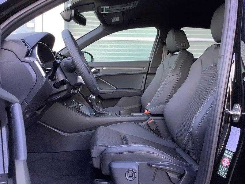 Audi Q3 Q3 SPB 35 TDI quattro S-tronic S line Black Pack Camera ACC Cockpit