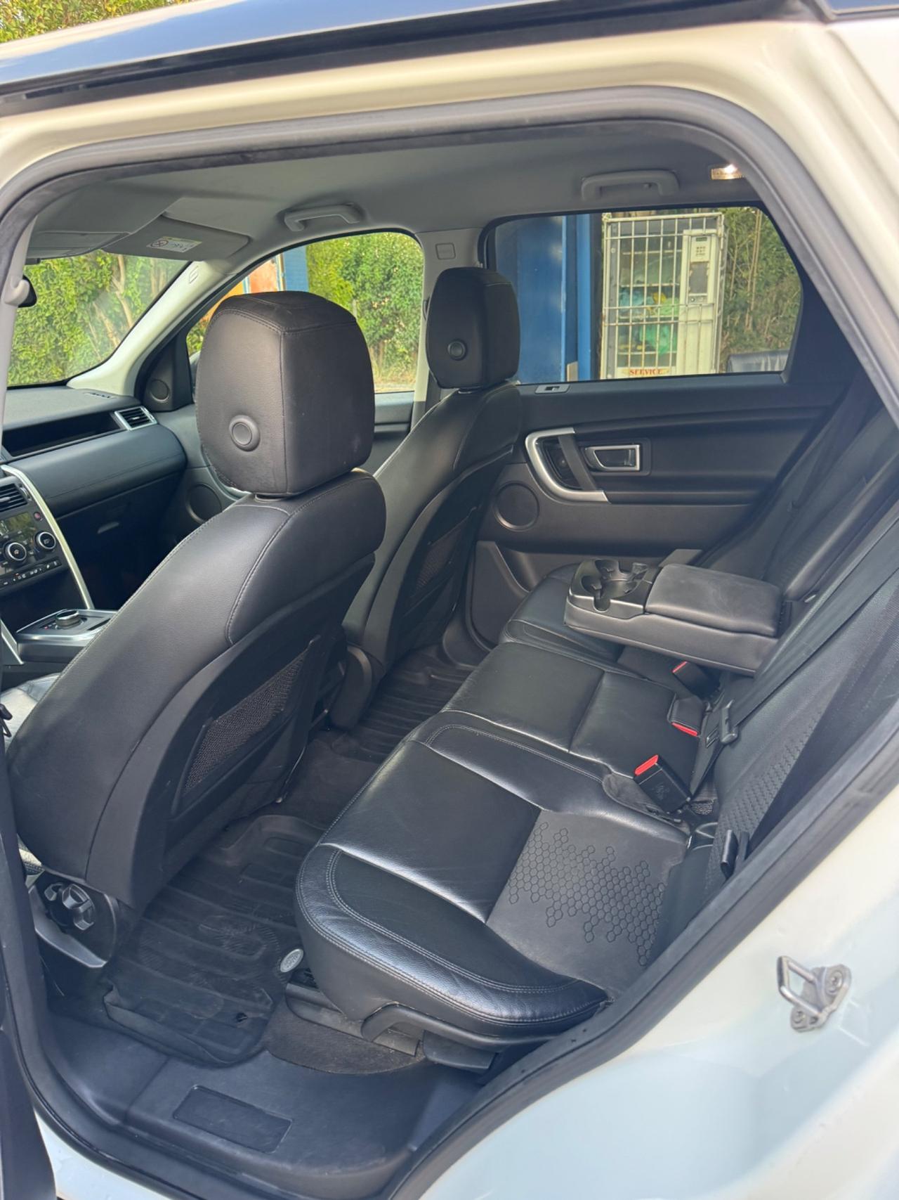 Land Rover Discovery Sport 2.0 TD4 180 CV HSE
