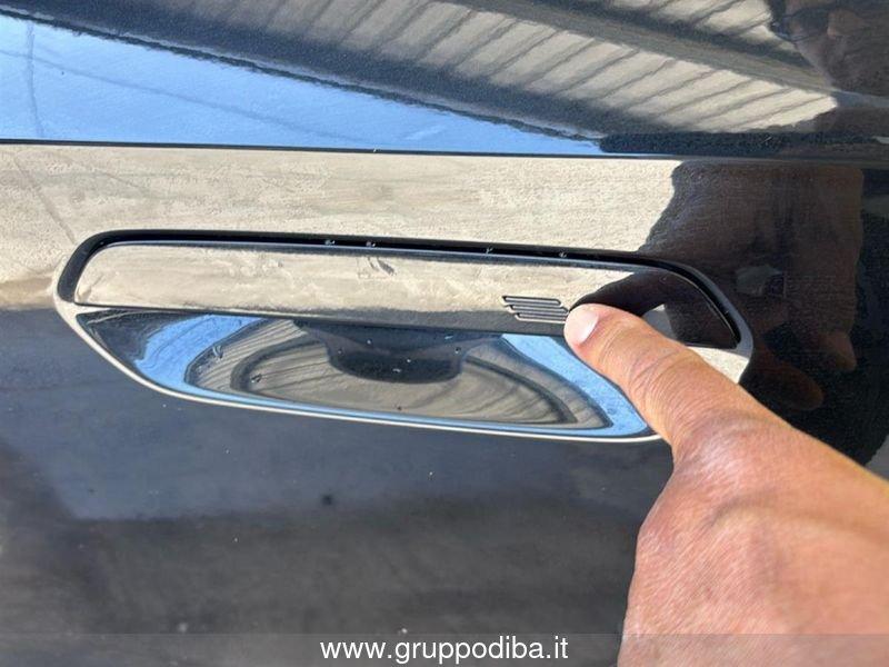 BMW X1 U11 xdrive23d mhev 48V X-Line Edition Balance auto