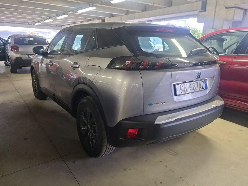 Peugeot 2008 motore elettrico 136 CV Active