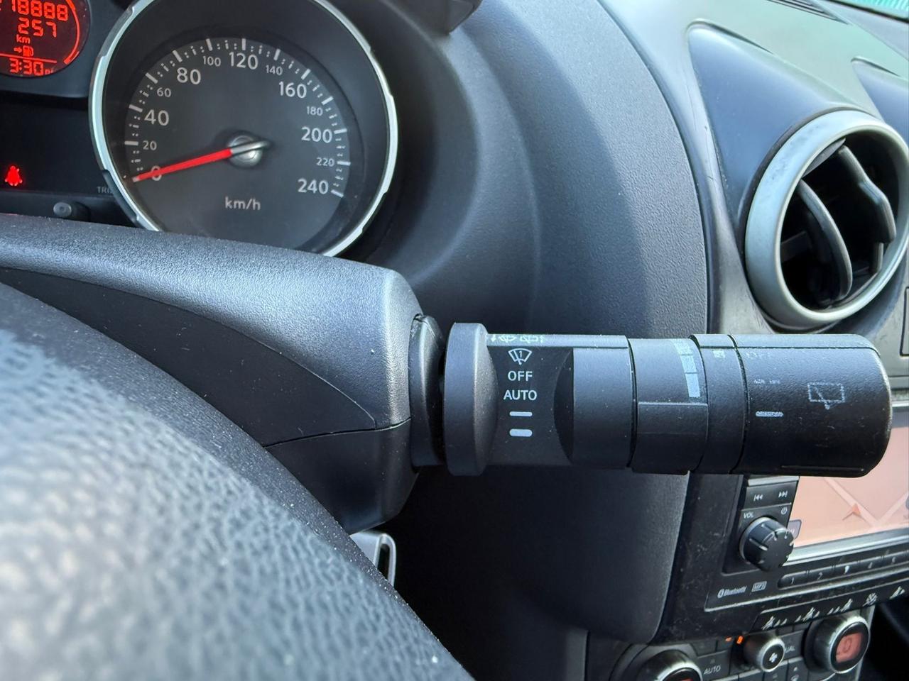 Nissan Qashqai 2.0 dCi 4X4- full optional