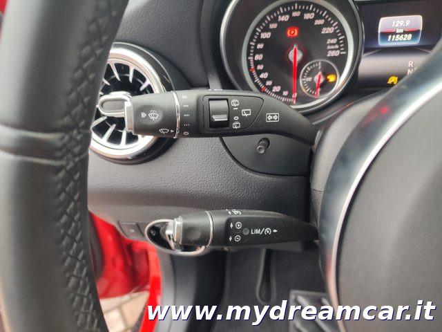 MERCEDES-BENZ GLA 200 Automatic Premium 156cv