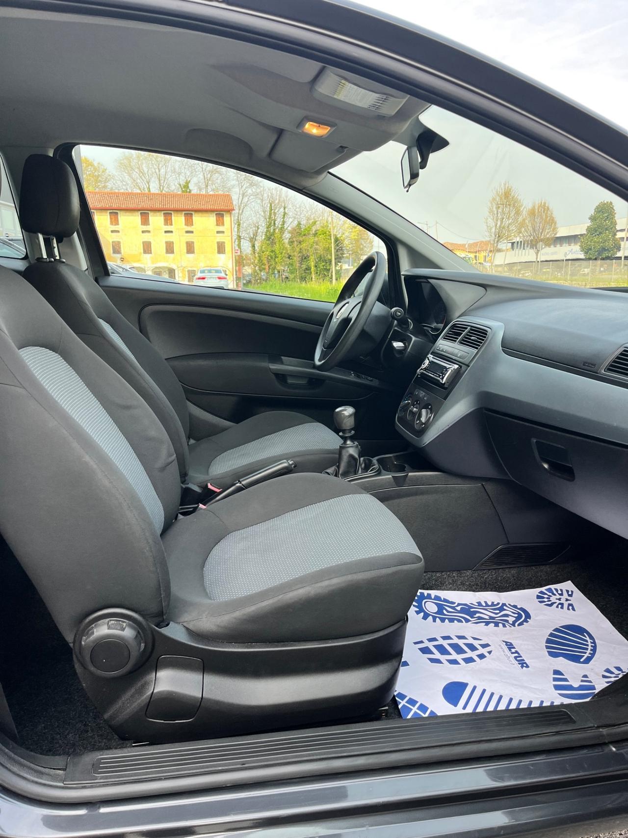 Fiat Punto Classic 1.2 60CV Neopatentati