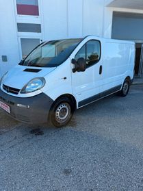 Opel Vivaro AUTOCARRO - 3 POSTI