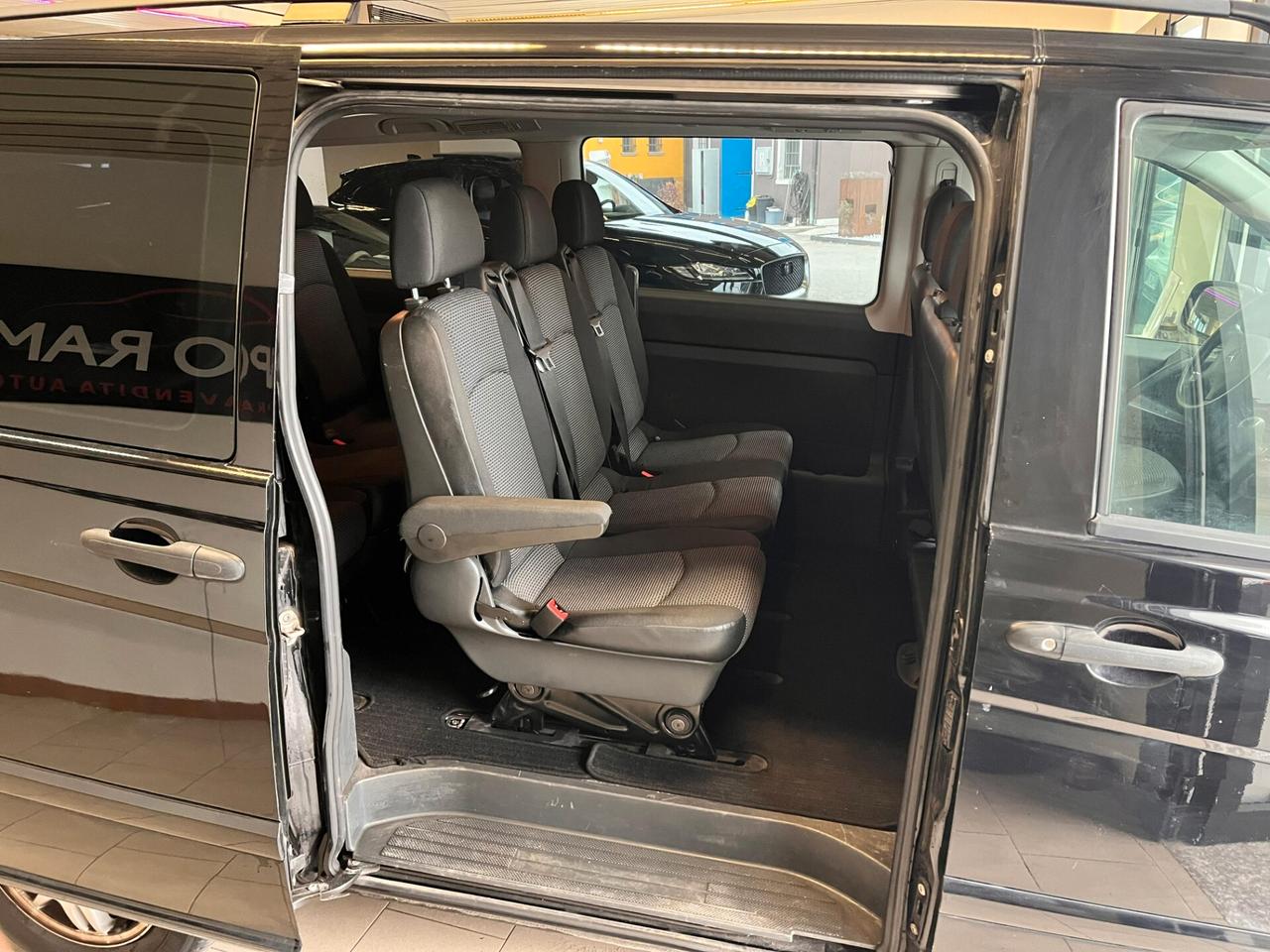 Mercedes-benz Vito 2.2 116 CDI Kombi Shuttle Long