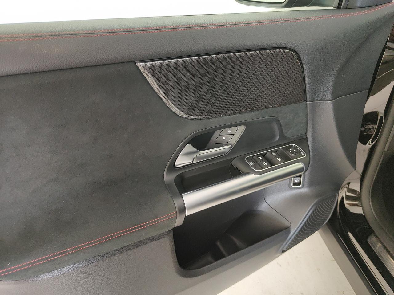 Mercedes-Benz GLA 200 d Premium auto