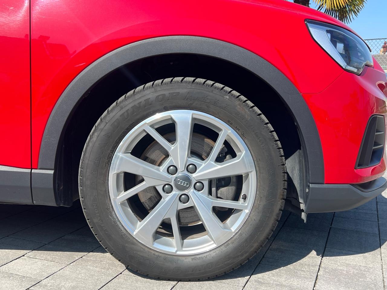 Audi Q3 40 TFSI quattro S tronic Business