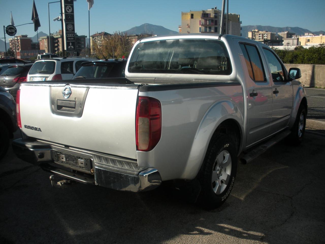 Nissan Navara 2.5 dCi 4 porte Double Cab XE