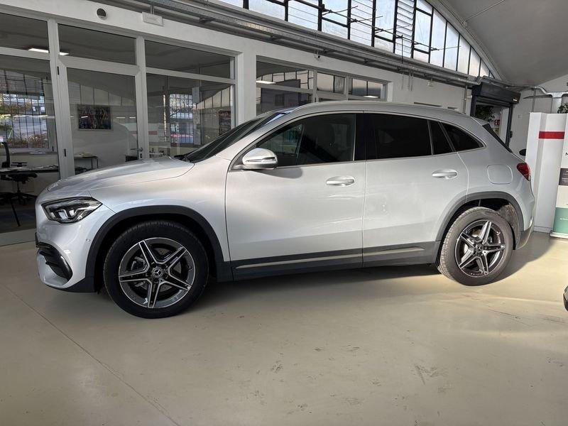 Mercedes-Benz GLA GLA 250 e Plug-in hybrid Automatic Premium