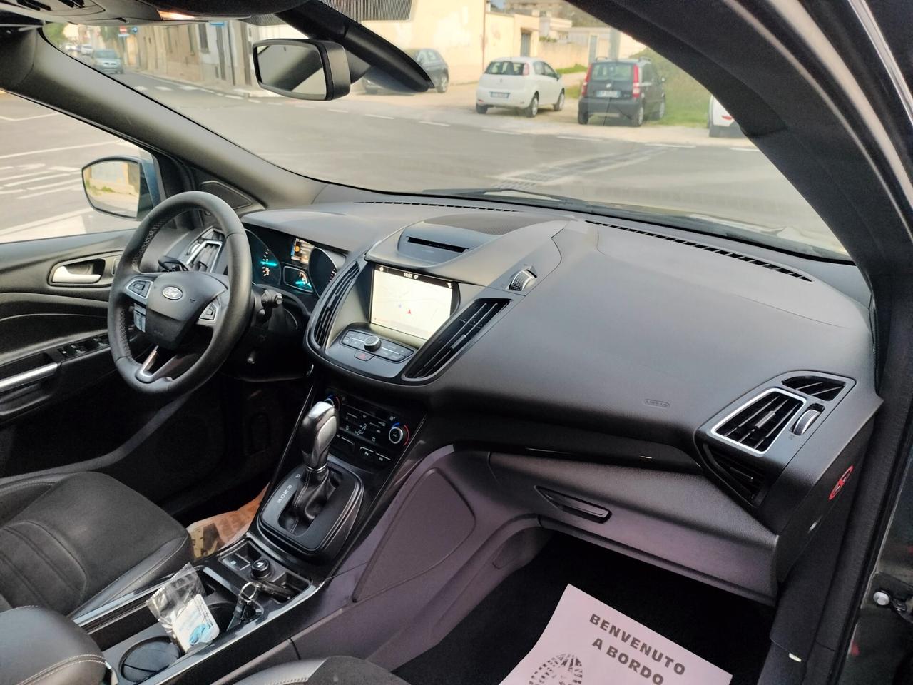 Ford Kuga 2.0 TDCI 150 CV S&S 4WD Powershift ST-Line