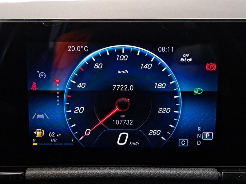 MERCEDES-BENZ GLA 180 D AUTOMATIC BUSINESS EXTRA CROSSOVER