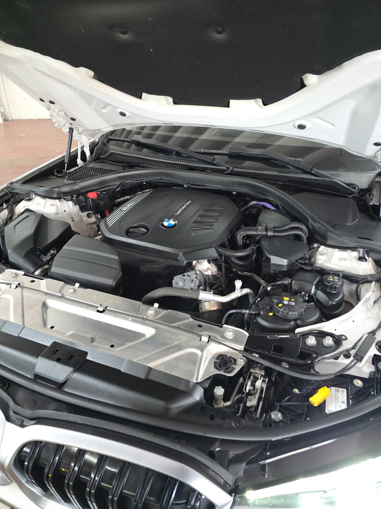 Bmw 318 48V Touring Restyling