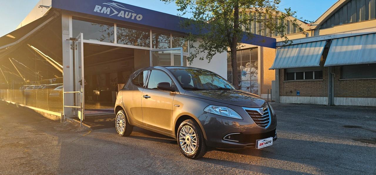 Lancia Ypsilon 0.9 TwinAir 85 CV Metano Ecochic