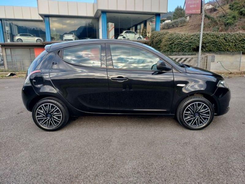 Lancia Ypsilon 1.2 69 CV 5 porte S&S Elefantino Blu