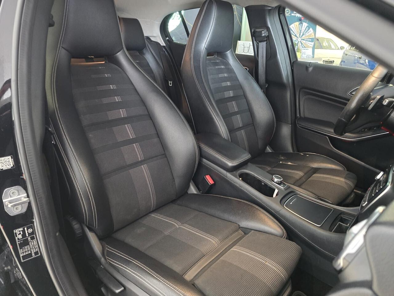 Mercedes GLA 220 D AUTOMATICA SPORT ANNO 2019