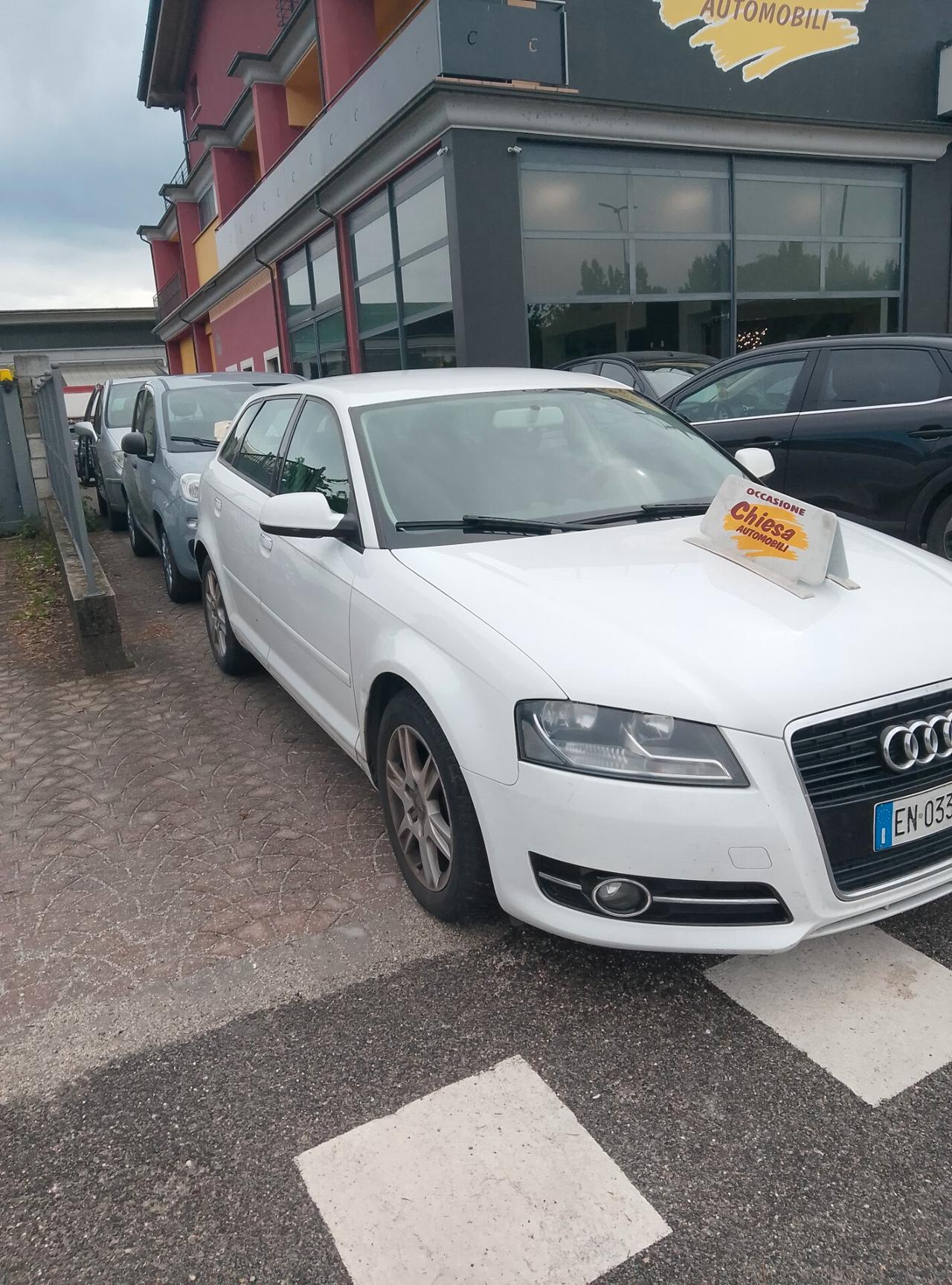Audi A3 1.6 TDI 105 CV CR Attraction