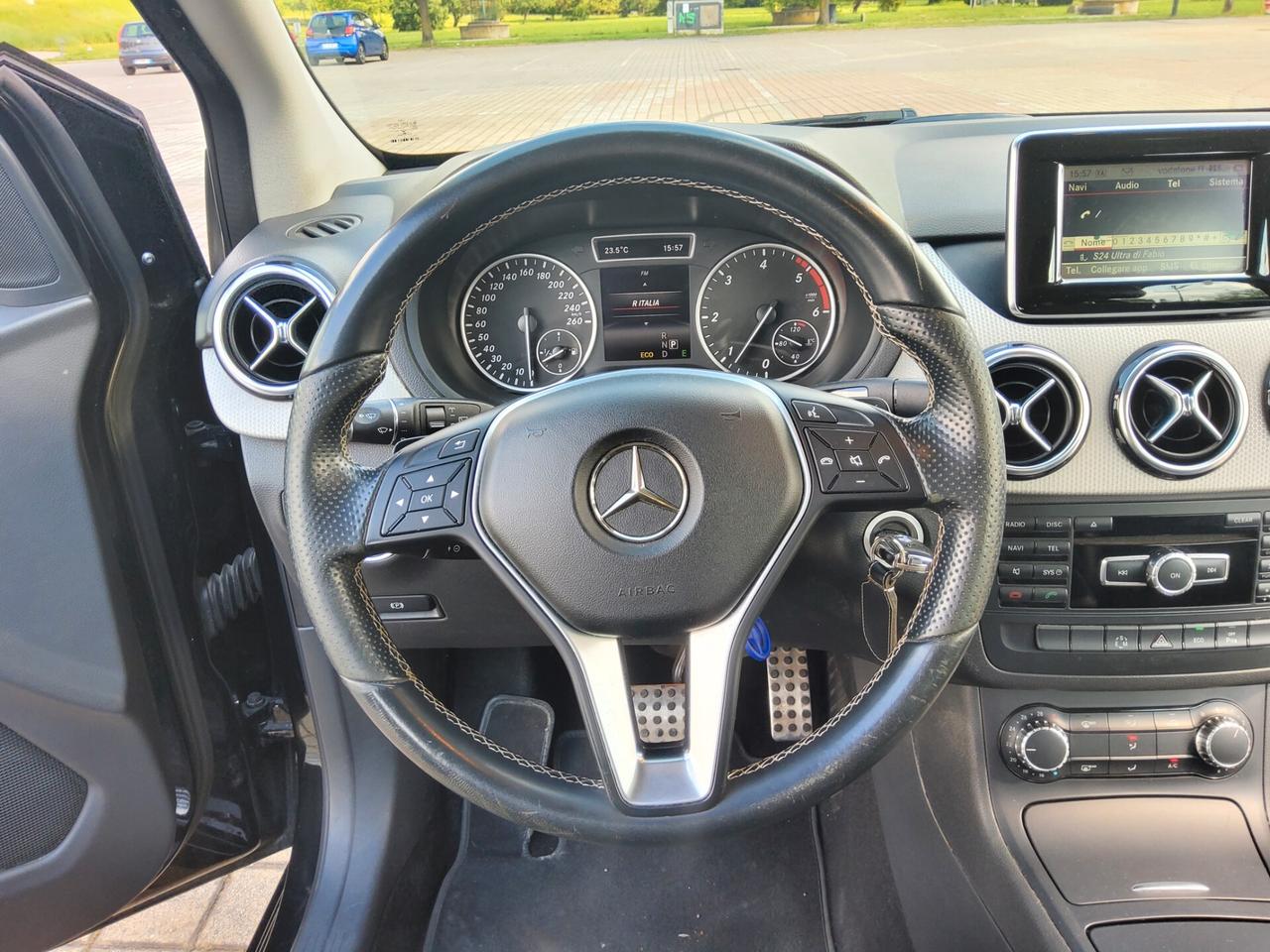 Mercedes-benz B 200 CDI Premium