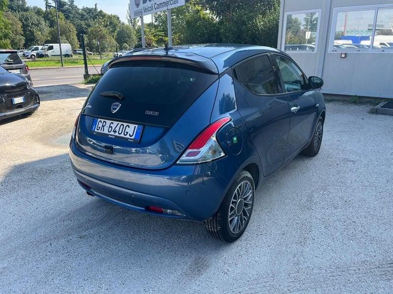 Lancia Ypsilon Ypsilon 1.0 FireFly 5 porte S&S Hybrid Gold Plus
