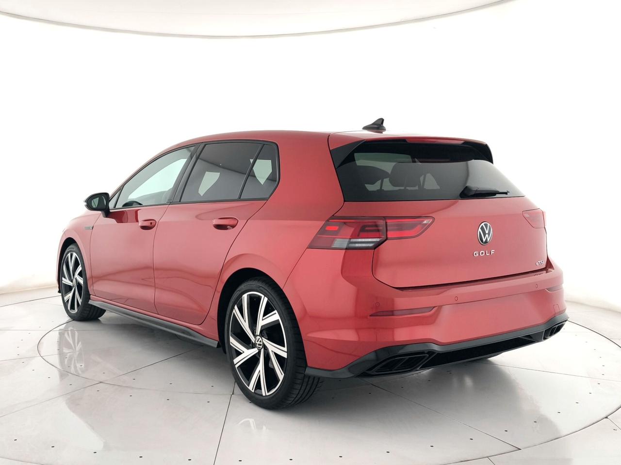 Volkswagen Golf 1.5 eTSI 130 CV EVO ACT DSG R-Line