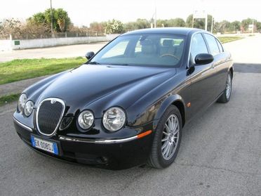 JAGUAR S-Type (X206) 2.7 diesel V6 cat Exec.