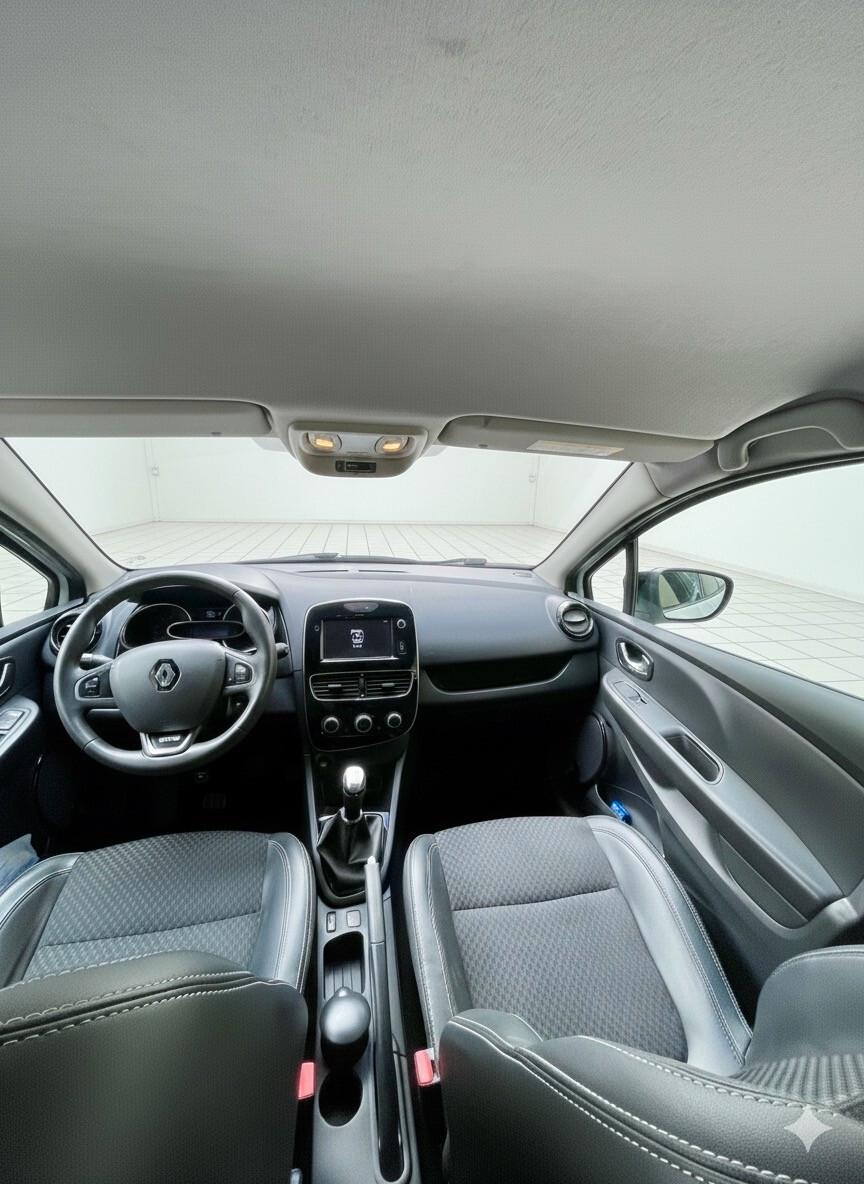 Renault Clio dCi 8V 90 CV 5 porte Moschino Life