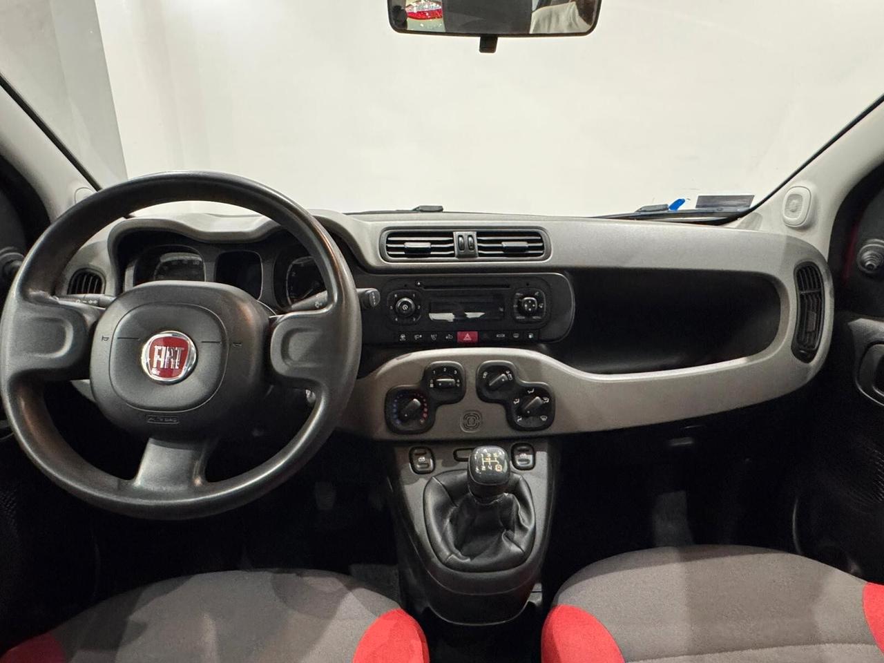 Fiat Panda 0.9 TwinAir Turbo Natural Power Young | TETTO PANORAMICO APRIBILE !