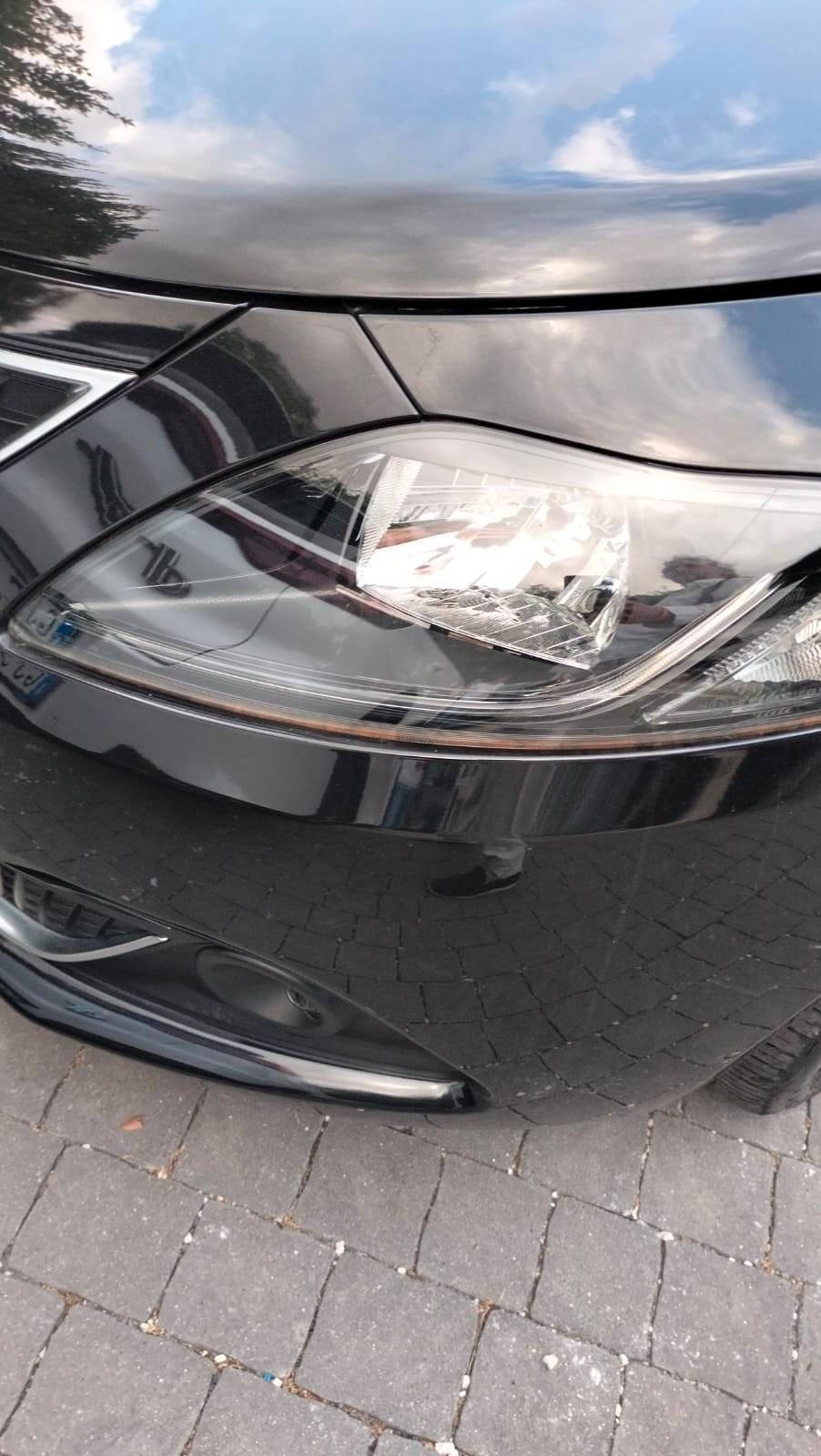 Lancia Ypsilon 1.0 FireFly 5 porte S&S Hybrid Alberta Ferretti