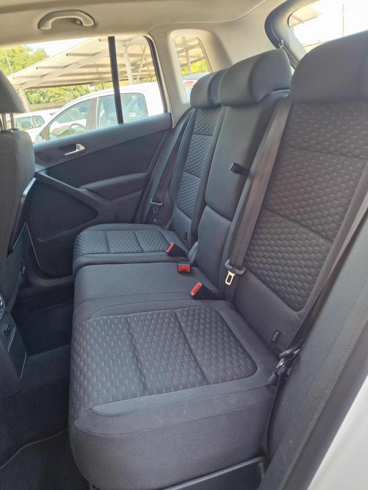 Volkswagen Tiguan 2.0 TDI DPF 4MOTION "159.000 km*