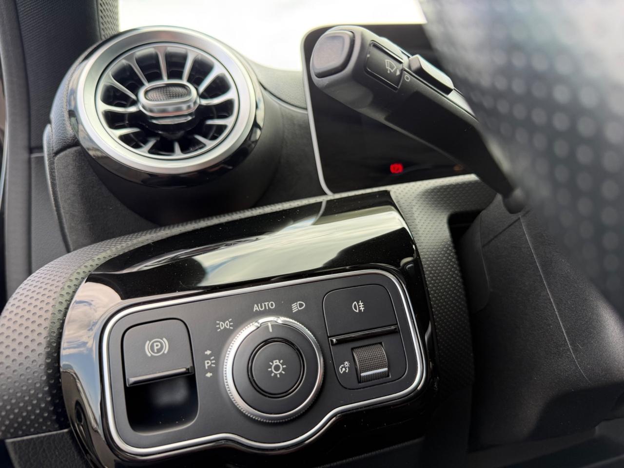 Mercedes-benz A 180 d Automatic Premium Amg Tetto Luci