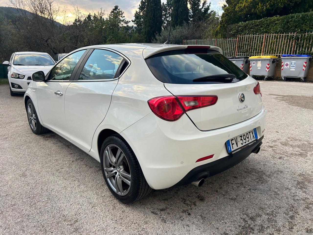Alfa Romeo Giulietta 1.6 JTDm-2 105 CV Exclusive
