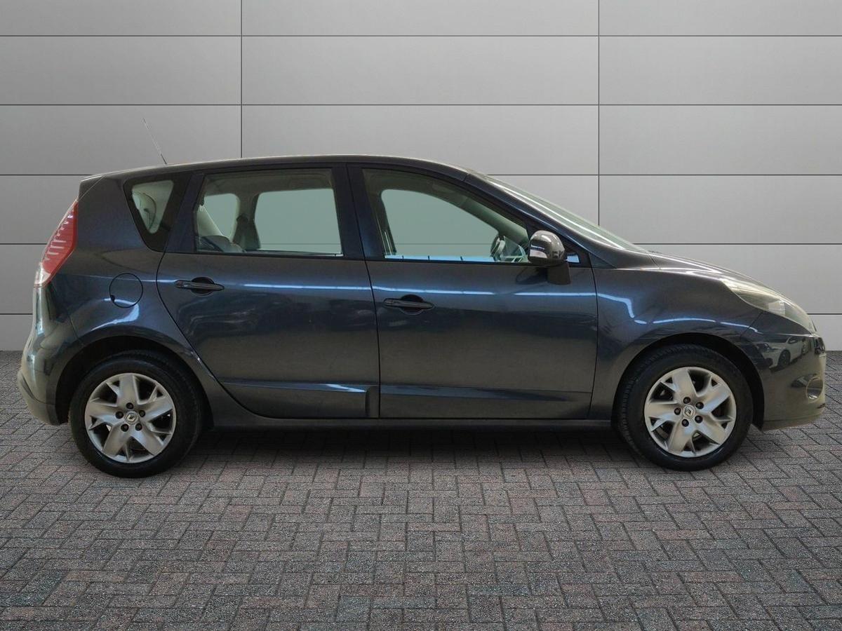 RENAULT Scenic III X-Mod 2009 - Scenic X-Mod 1.6 Attractive