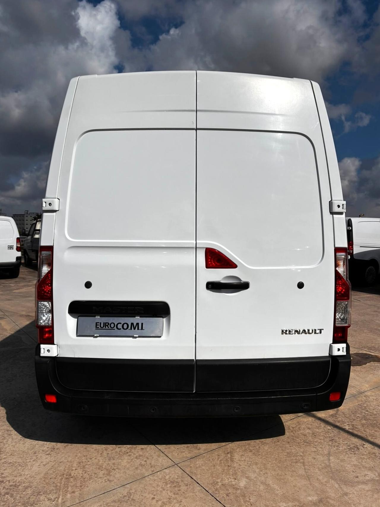 Renault Master 2.3 tdci 150 cv L2H2