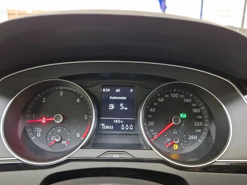 VOLKSWAGEN PASSAT VARIANT 2.0 TDI 110KW BUSINESS BMT DSG STATION WAGON