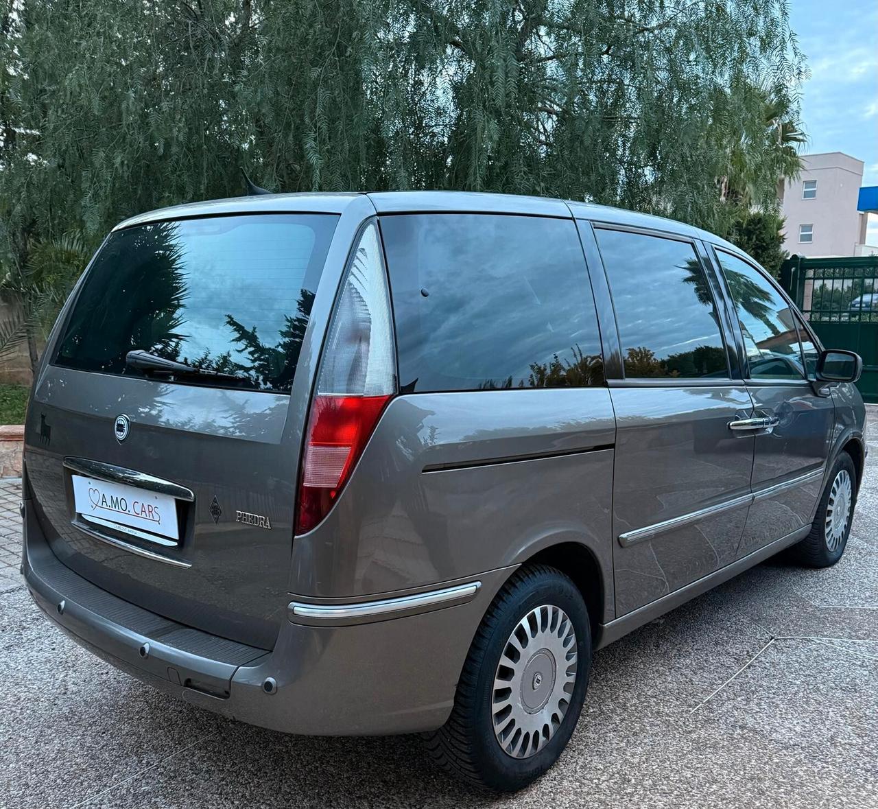 N. 2 MONOVOLUME Fiat Ulysse 2.0 MJT 136 CV Emotion 7 POSTI + LANCIA PHEDRA 6 POSTI