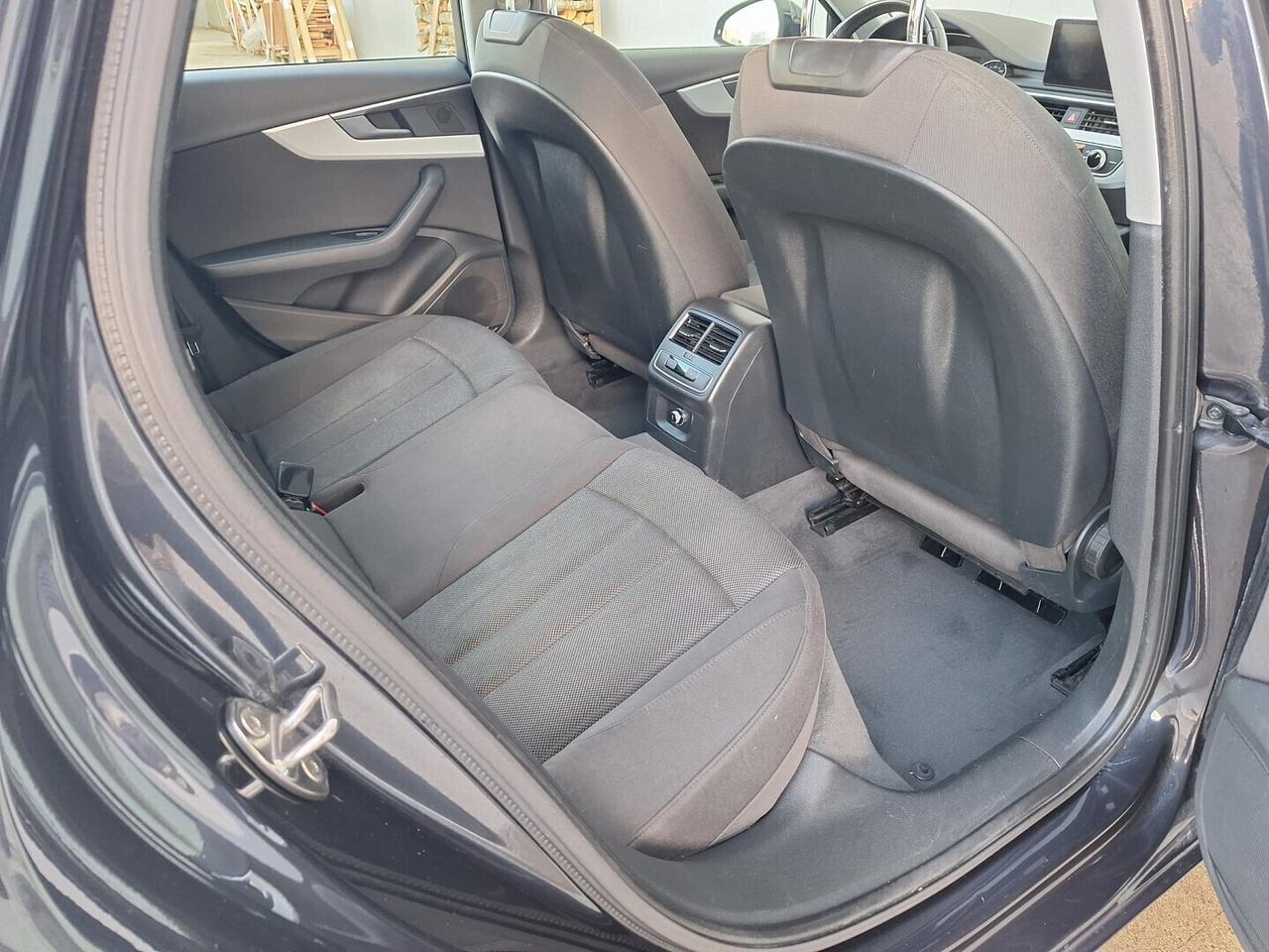 Audi A4 Avant Plus 2.0 TDI 150cv Cambio Automatico