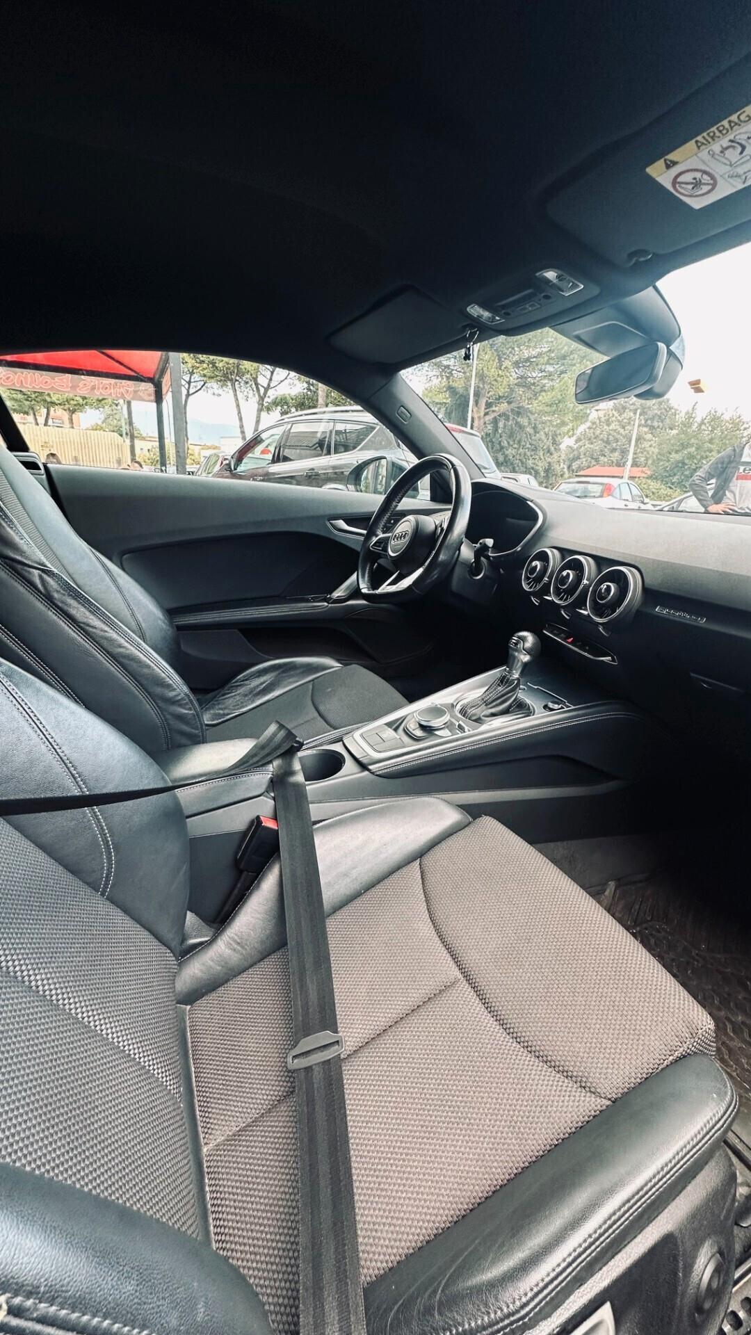 Audi TT Coupé 2.0 TFSI quattro S tronic line