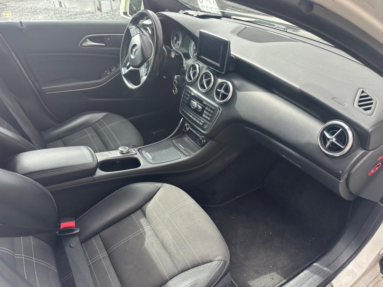 Mercedes-benz A 180 A 180 CDI Automatic Premium