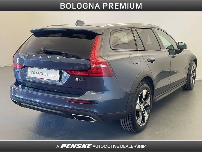 Volvo V60 Cross Country B4 (d) AWD Geartronic Business Pro