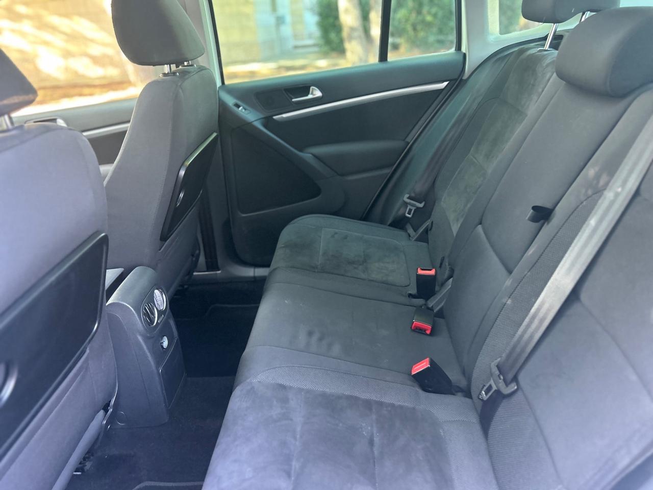 Volkswagen Tiguan Vw 2.0 TDI 140 CV Sport tetto apribile