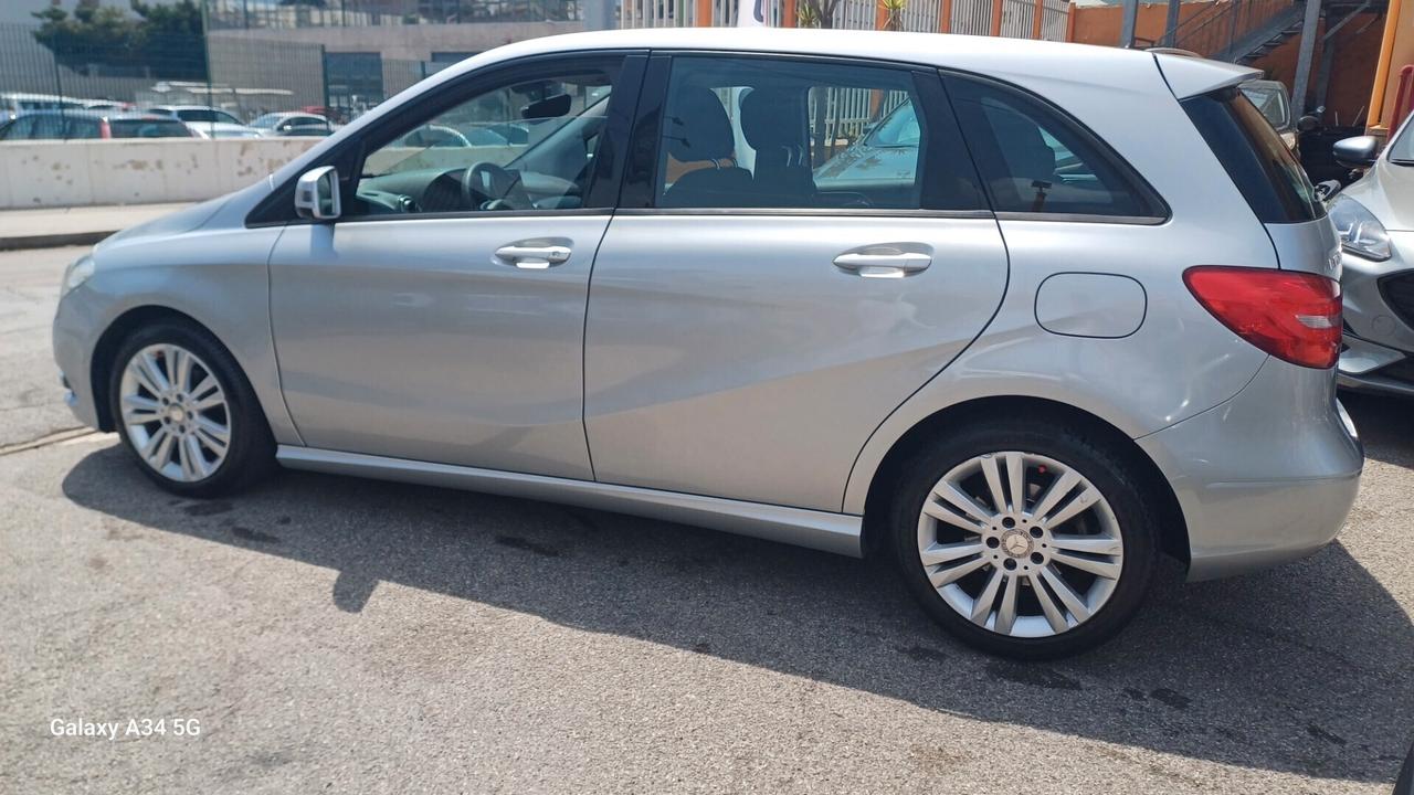 Mercedes-benz B 160 CDI Executive navy