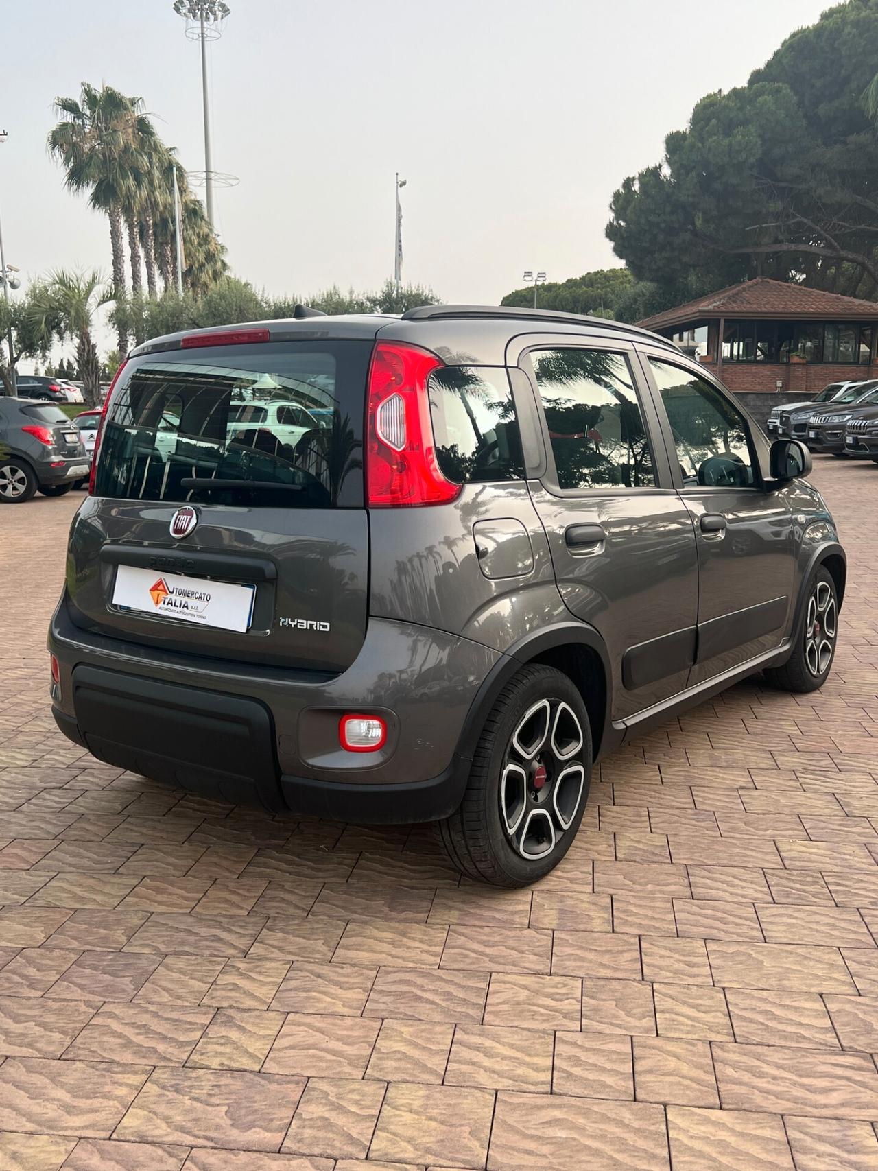 Fiat Panda 1.0 FireFly S&S Hybrid City Cross